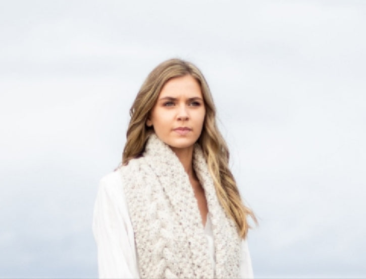Cream Fleck Scarf - Aran Wool Blend with Feather Trim image 4
