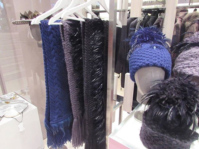 Hat & Scarf Set - Navy image 3