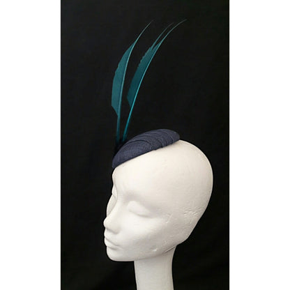 'Gna' Feather Headpiece image 5